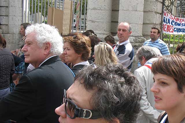 Parmi les manifestants, le maire de Villeréal - Jean-Paul Epinette