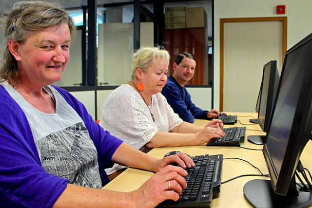 Coup de pouce MSA : se familiariser avec l'internet permet de sortir de l'isolement.|Photo © Journal de Vitré Coup de pouce MSA : se familiariser avec l'internet permet de sortir de l'isolement.|Photo © Journal de Vitré